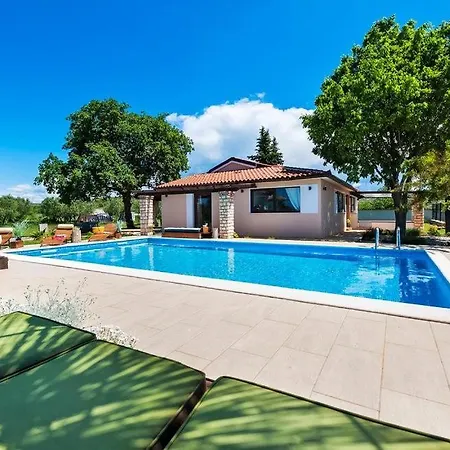 Flora By Guide روفينج