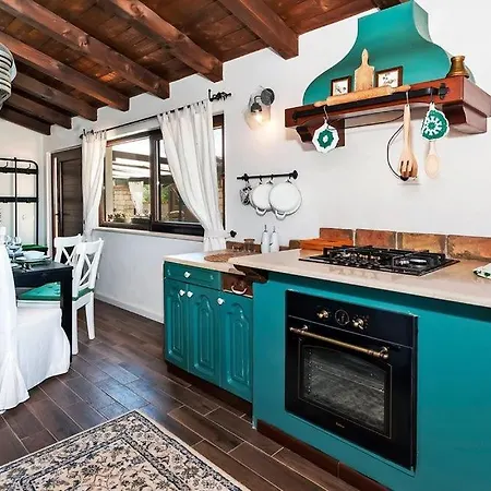 Flora By Guide Βίλα Ρόβινι