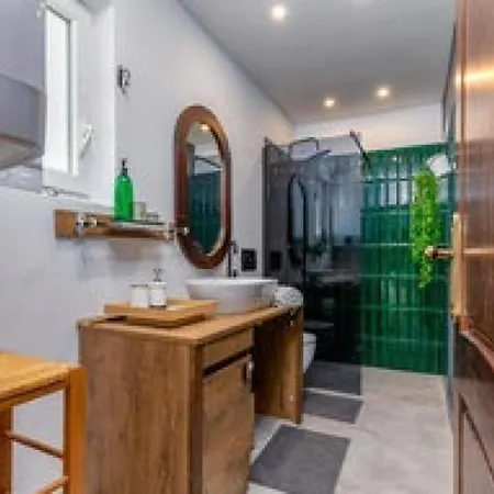 Flora By Guide * Ρόβινι